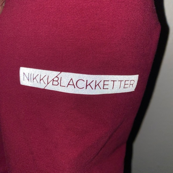 EUC | GymShark | Activewear Top | High/Low | Size Medium | Maroon - Picture 6 of 8